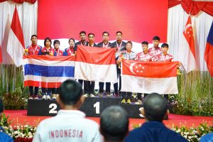 Tim Terjun Payung Polri Kembali Raih Prestasi Gemilang di Internasional Skydiving Championship Kapolri Cup 2024