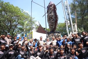 Peresmian Tugu Ikan Knalpot Brong di Makassar sebagai Ikon Baru Kesadaran Lalu Lintas