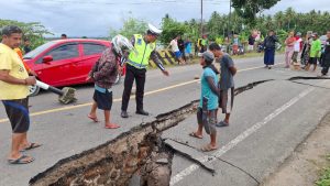 Jembatan Utama Sidrap Rusak Diterjang Banjir, Polisi Lakukan Pengalihan Arus Lalin