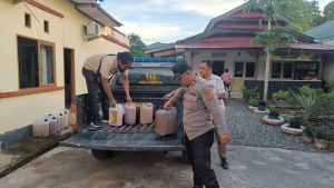 25 Liter Miras Ballo Disita Polisi saat Operasi Pekat di Palopo