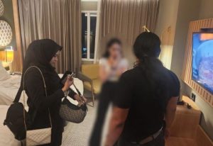 Selebgram Ditangkap dalam Razia Prostitusi Online di Makassar