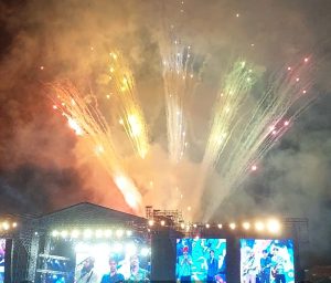 Sheila On 7 Memukau 20.000 Penonton di Makassar