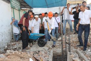 Hari Maulid Nabi, Kapolda Sulsel Letakkan Batu Pertama Pembangunan Pondok Tahfidz Darussalam