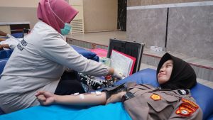 Polrestabes Makassar Gelar Donor Darah Peringati Hari Humas Polri ke-73