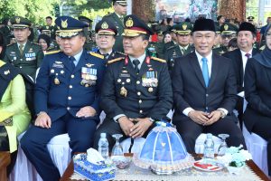 Kapolda Sulsel Hadiri Upacara HUT TNI di Karebosi