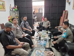 Sampaikan Imbauan Bahaya Paham Radikalisme, Polrestabes Makassar Sambangi Tokoh Masyarakat