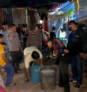 KRYD Polsek Manggala, Amankan Ratusan Liter Miras Jenis “BALLO’