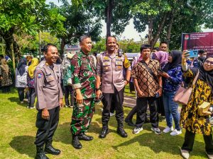 Kapolsek Panakkukang Hadiri Pelantikan KPPS Pilkada Serentak 2024