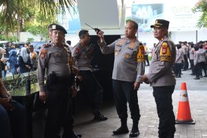 Kapolrestabes Makassar Pantau Langsung  Situasi Pengamanan Debat Kedua Paslon Wali Kota Makassar