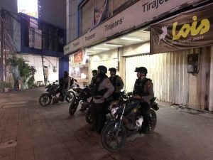 Pelihara Kondusifitas Wilayah Jelang Pilkada Serentak, Polrestabes Makassar Tingkatkan Patroli Malam
