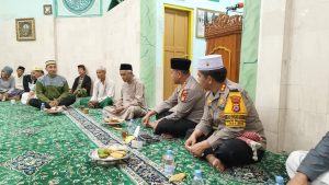 Safari Subuh di Masjid Fastabiqul Khairat, Polrestabes Makassar Serukan Pesan Kamtibmas Jelang Pilkada