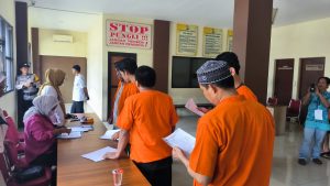 Pemungutan Suara Khusus bagi Tahanan di Rutan Polda Sulsel Berjalan Aman