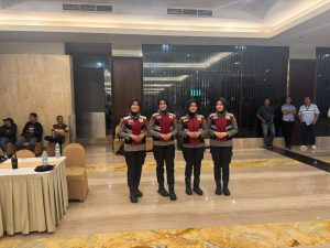 Polwan Polrestabes Makassar Pengamanan Rapat Pleno Rekapitulasi Suara Tingkat Kota Makassar