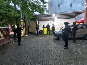 Personel Brimob Polda Sulsel BKO Polrestabes Makassar Laksanakan Patroli Pengamanan