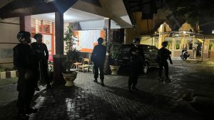 Pasca Penghitungan Suara Pilkada, Personel Brimob Polda Sulsel BKO Polrestabes Makassar Intensifkan Patroli Harkamtibmas