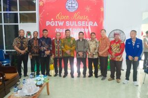 Kapolda Sulsel, “Semoga di Tahun 2025 penuh berkat dan penuh kebahagiaan”