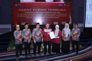 KPU Makassar Tetapkan Appi-Aliyah sebagai Wali Kota dan Wakil Wali Kota Terpilih