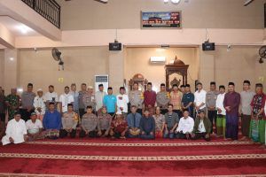 Kapolrestabes Makassar Gelar Safari Subuh di Masjid Al Abrar, Ajak Masyarakat Jaga Kamtibmas