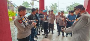 Unit Propam Polsek Tamalate Gelar Sidak Handphone, Cegah Judi Online di Kalangan Anggota
