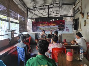 Ngabuburit dan Buka Bareng Tim Minggu Kasih, Warga Kecamatan Wajo Curhat Perkara Petasan