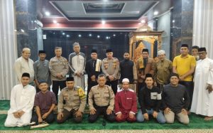 Kapolsek Tamalanrea Safari Ramadhan di Masjid Besar Al Muamalah BTP
