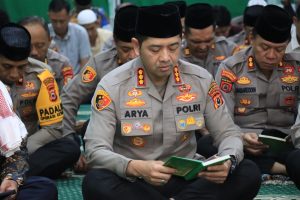 Polrestabes Makassar Gelar Peringatan Malam Nuzulul Qur’an dan Santunan Anak Yatim