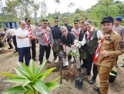 Rocky Gerung Apresiasi Green Policing di Jambore Karhutla Riau