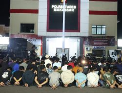 Polrestabes Makassar Amankan 78 Remaja Pesta Miras-Konvoi dan Sita 32 Motor