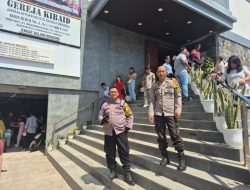Pastikan Aman, Personil Polsek Tamalate Jaga Geraja Pada Perayaan Kenaikan Isa Almasih