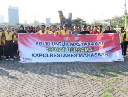 Olahraga Sehat, Polrestabes Makassar Eratkan Sinergi dengan Masyarakat Jelang Hari Bhayangkara