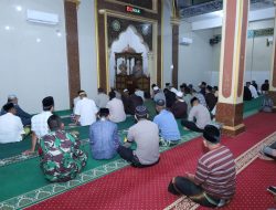Safari Subuh di Tallo, Kombes Arya Perdana Mengejak Cegah Tawuran Remaja dan Bahaya Konten Porno