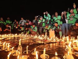 Ojol di Jatim Bersama Polri dan TNI Doa Bersama untuk Affan, Komitmen Kondusif