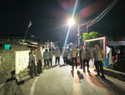 Patroli Dini Hari, Polisi Bubarkan Pemuda Nongkrong di Jalan