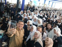 Wali Kota Makassar Perkenalkan Makassar Creative Hub di PKKMB Unibos 2025