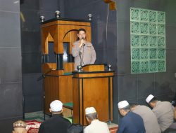 Safari Subuh di Tallo, Kapolrestabes Makassar Tekankan Pentingnya Pendidikan Akhlak untuk Cegah Tawuran