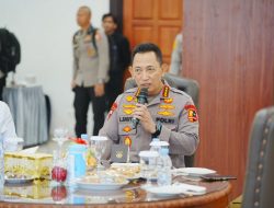 Kapolri Tegaskan Kehadiran Polisi Kawal Demokrasi, Bukan Batasi untuk
