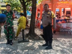 Bhabinkamtibmas dan Babinsa Kawal Kelancaran Dies Natalis STIEM Bongaya ke-38