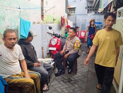 Cegah Gangguan Kamtibmas, Bhabinkamtibmas Aktif Dialog dengan Warga Pampang