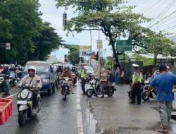 Polsek Biringkanaya Urai Kepadatan Arus Lalu Lintas di Jalan Perintis Kemerdekaan