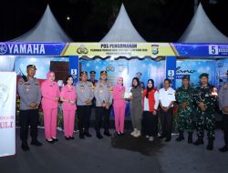 Berikan Semangat Personel Pengamanan Nataru 2025/2026, Bhayangkari Cabang Tabes Makassar Bagikan Bingkisan di Pospam Polsek Tamalate