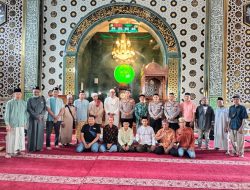 Pasca Shalat Dhuhur Di Mesjid Raudhatul Muflihien, Kapolsek Bontoala Berikan Himbauan Kamtibmas