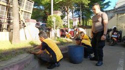 Personel Polsek Ujung Pandang Gelar Kerja Bakti, Wujudkan Lingkungan Mako Bersih dan Nyaman