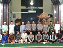 Wakapolsek Biringkanaya Sampaikan Himbauan Kamtibmas Safari Subuh di Masjid Al Mubarak