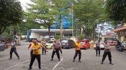 Kapolsek Ujung Pandang Pimpin Olahraga Bersama Personel