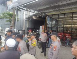 Personel Polsek Rappocini dan Polrestabes Makassar Amankan Eksekusi Lahan di Jalan Mon Emy Saelan