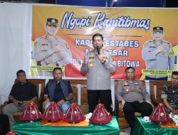 Ngopi Kamtibmas bersama Kapolrestabes Makassar, Warga Bitowa Curhat Soal Geng Motor hingga Kemacetan