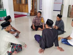Bhabinkamtibmas Polsek Rappocini Koordinasi dengan Tokoh Agama Cegah Remaja Terlibat Geng Motor