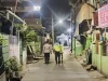Patroli Jalan Kaki, Polsek Tallo Sambangi Lorong-Lorong dan Sampaikan Pesan Kamtibmas
